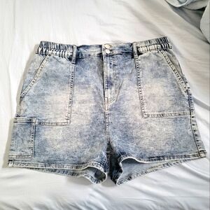 Shorts size 16